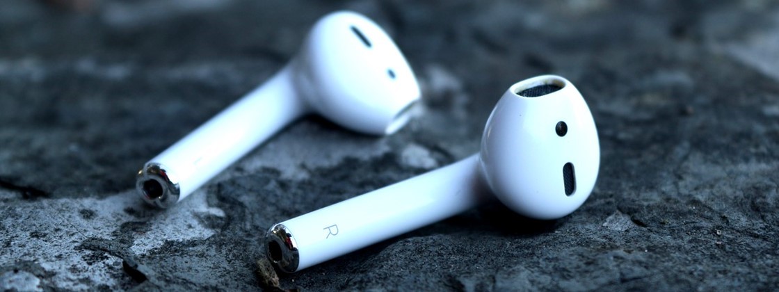 Saiba mais sobre a resistência à água dos AirPods